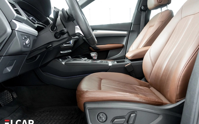 Audi Q5 cena 137500 przebieg: 39000, rok produkcji 2018 z Wrocław małe 211